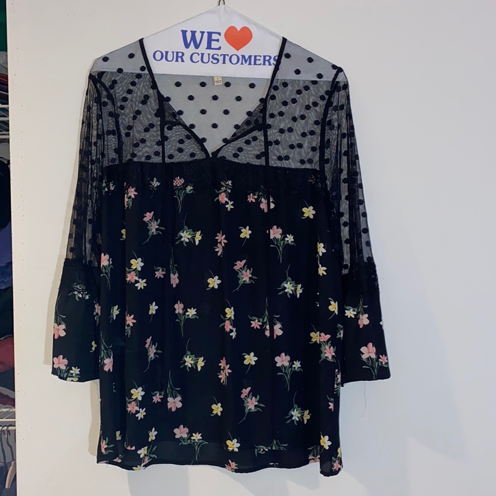 cute long sleeves floral top